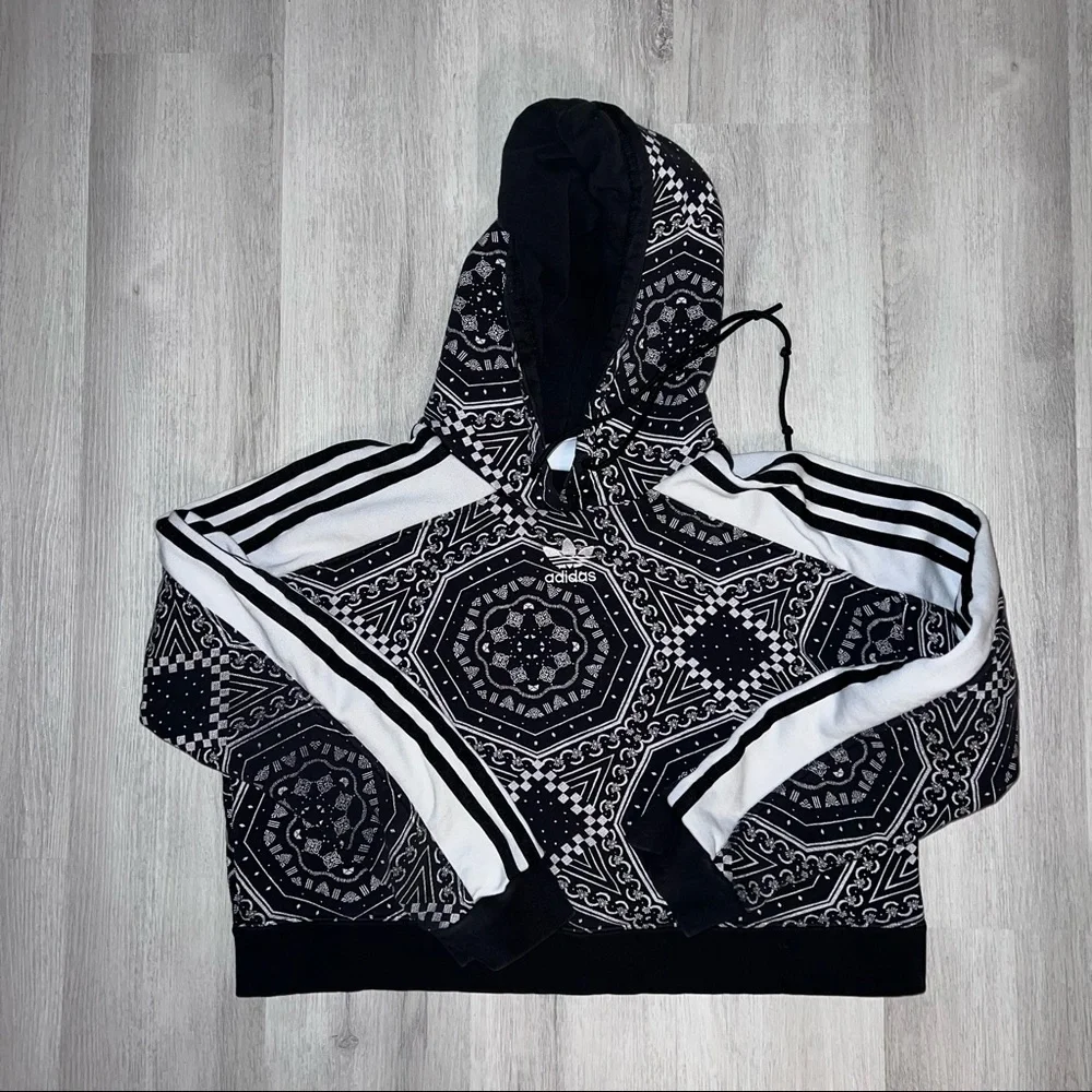 Adidas XS Cropped hoodie paisley womens - Picture 1 of 3